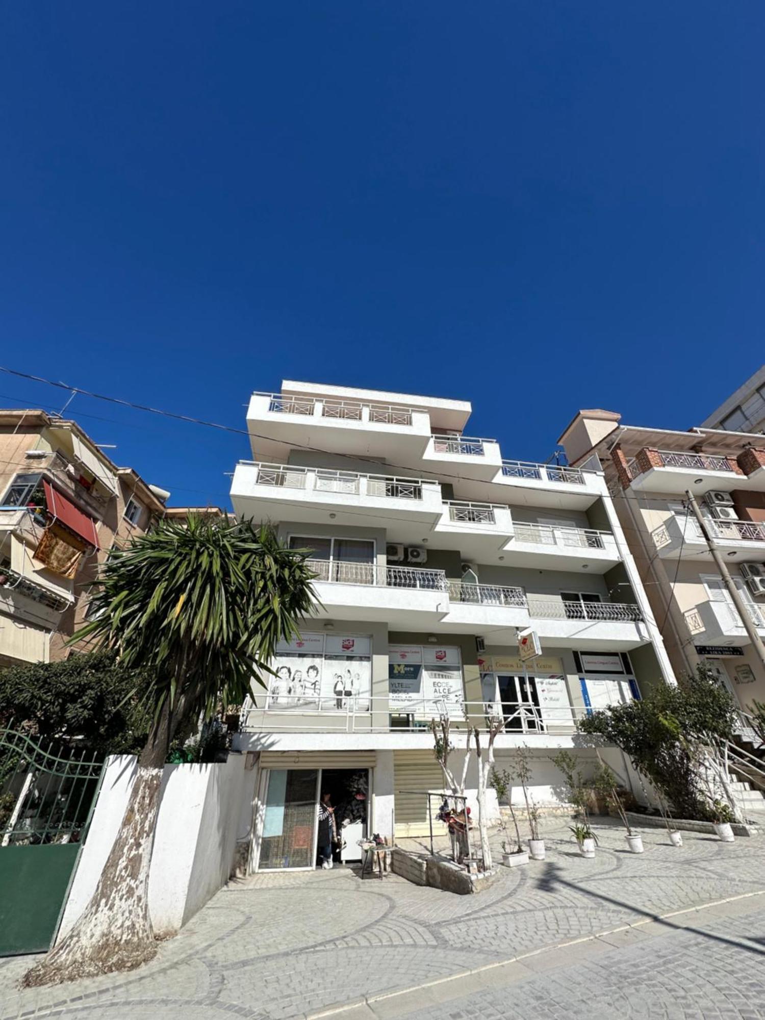 Olivias Apartments City Center Sarandë Eksteriør bilde