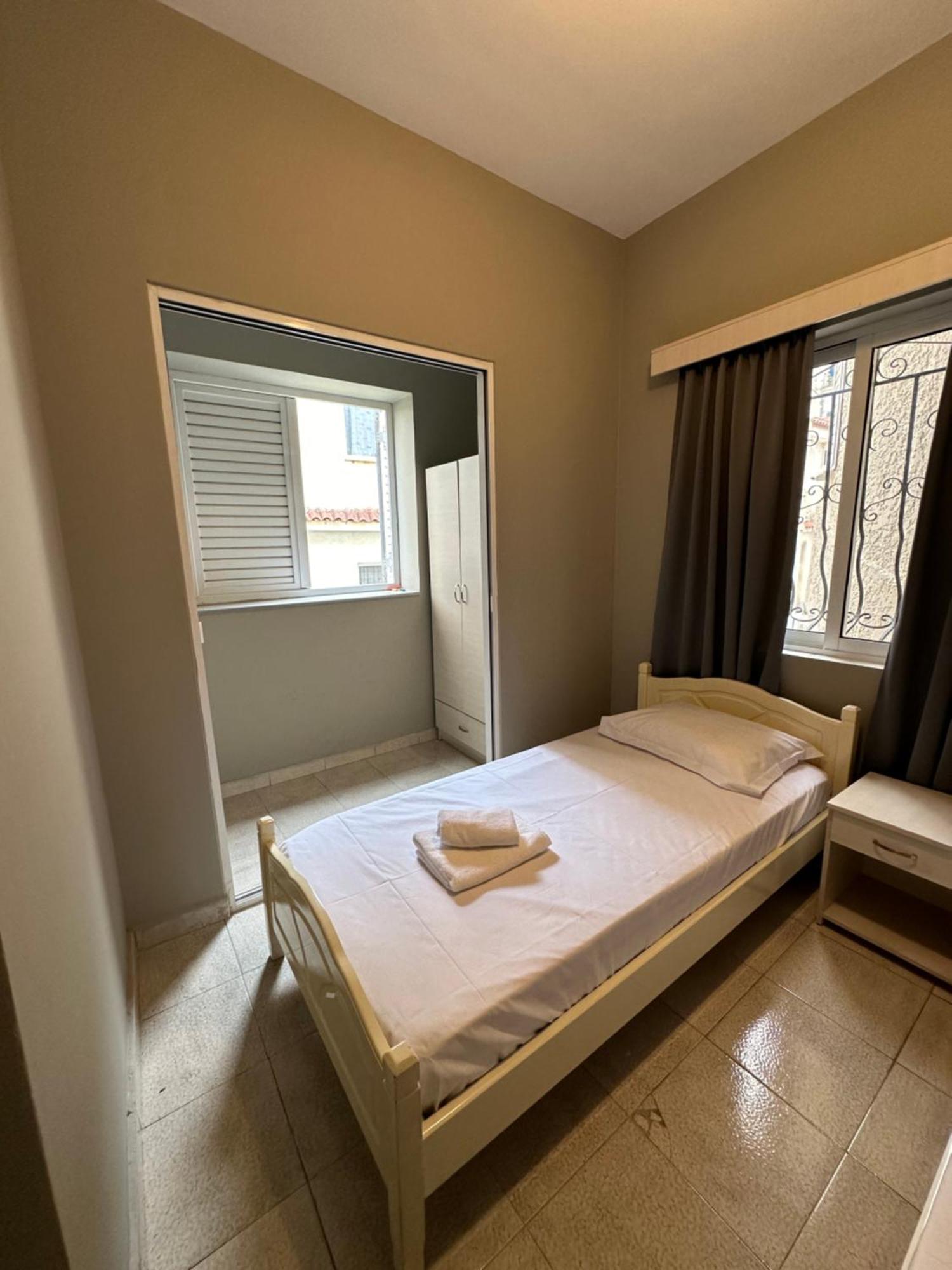 Olivias Apartments City Center Sarandë Eksteriør bilde