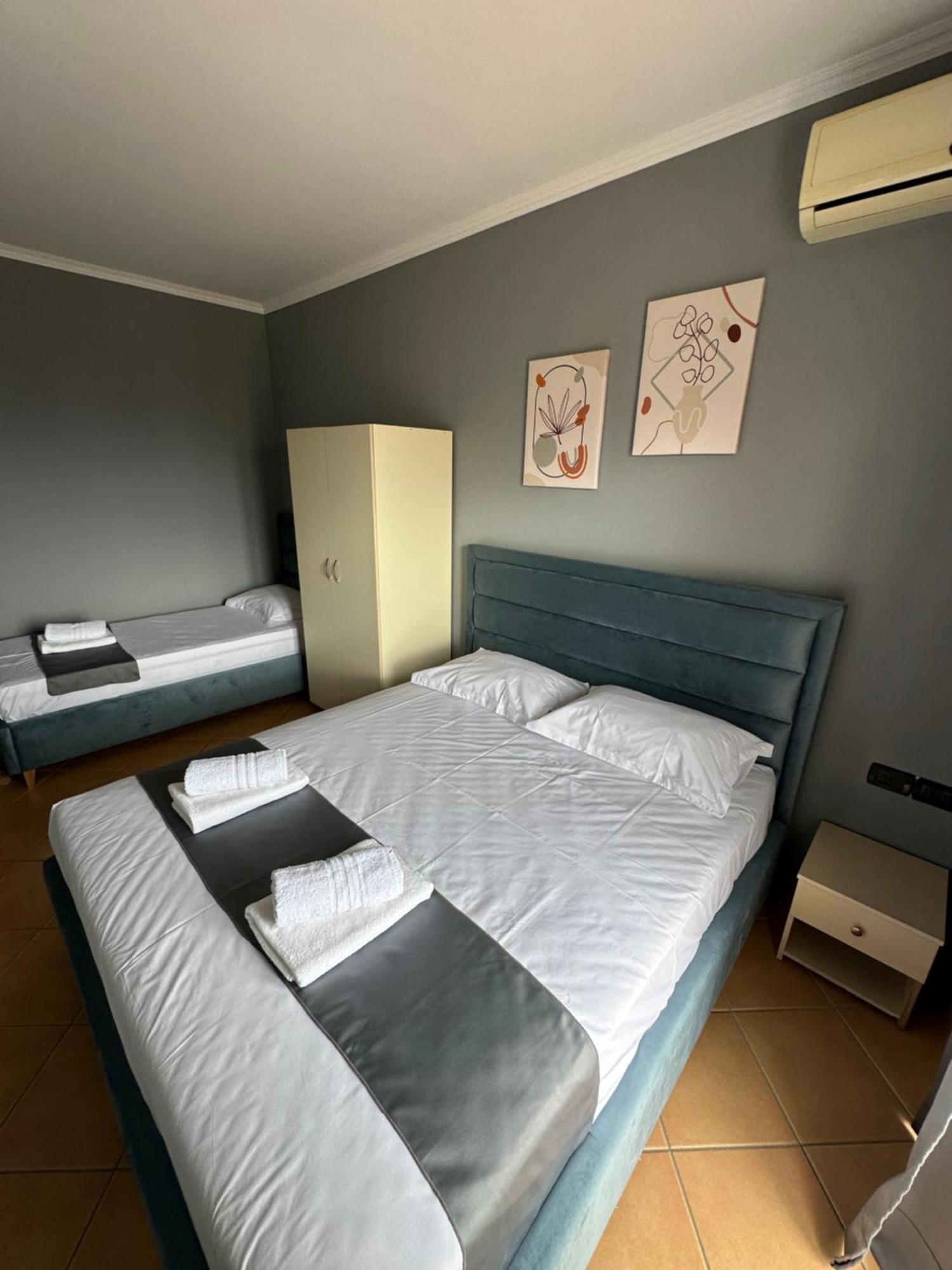 Olivias Apartments City Center Sarandë Eksteriør bilde