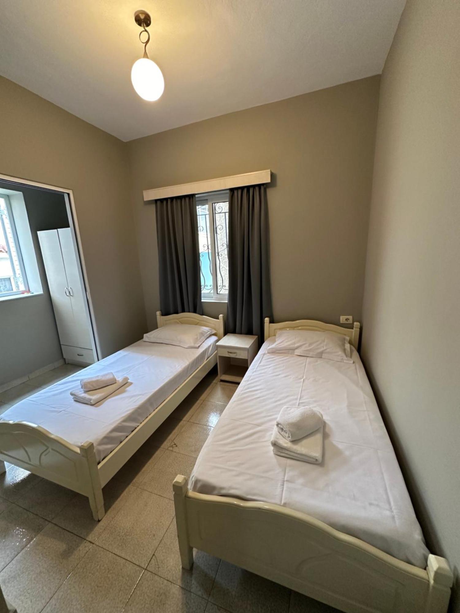 Olivias Apartments City Center Sarandë Eksteriør bilde