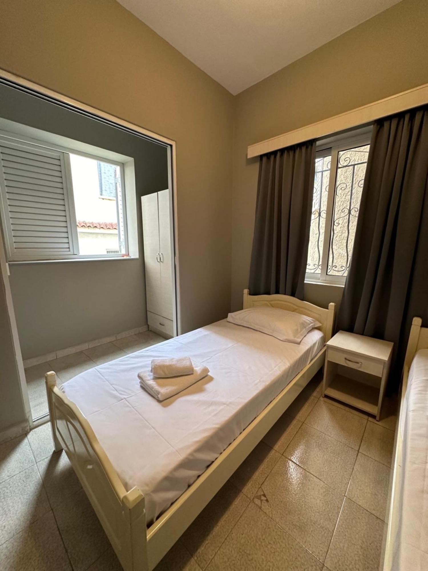 Olivias Apartments City Center Sarandë Eksteriør bilde